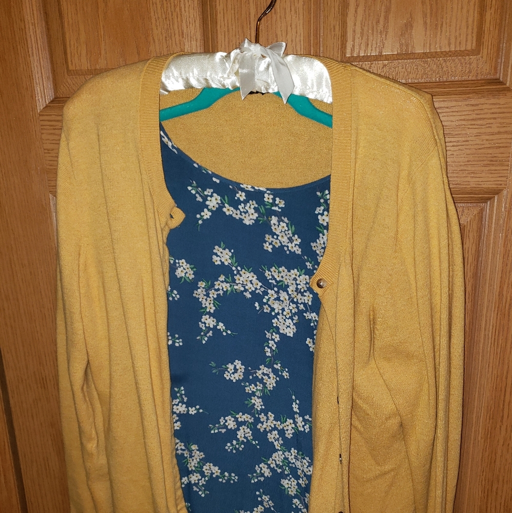Floral top AND Gap Cardi